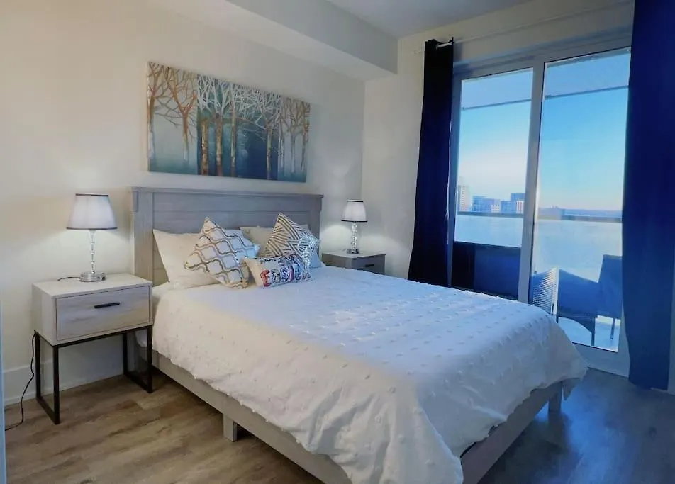 Dt Lake View Cn Tower Mtcc 3 Bdr 2Bath Parking Toronto 0*,