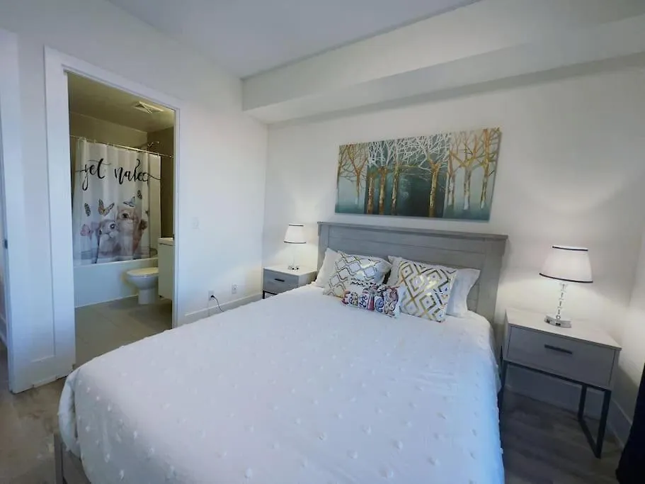 Dt Lake View Cn Tower Mtcc 3 Bdr 2Bath Parking Toronto